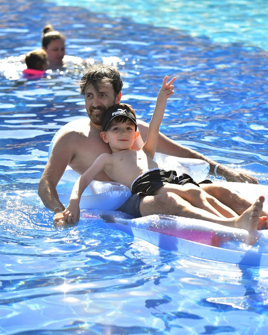 Solar-Pool-Family-InPool